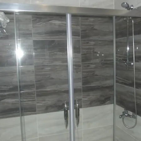 Uygulama Oteli̇ Hotel *