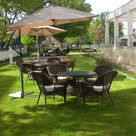 Uygulama Oteli̇ Hotel *