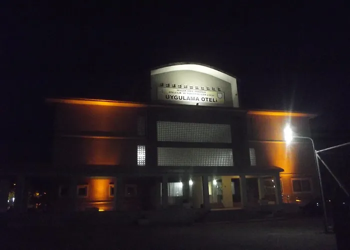 Uygulama Oteli̇ Hotel